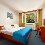 Faraon 3* Trpanj