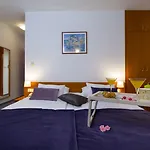Faraon Hotel 3*
