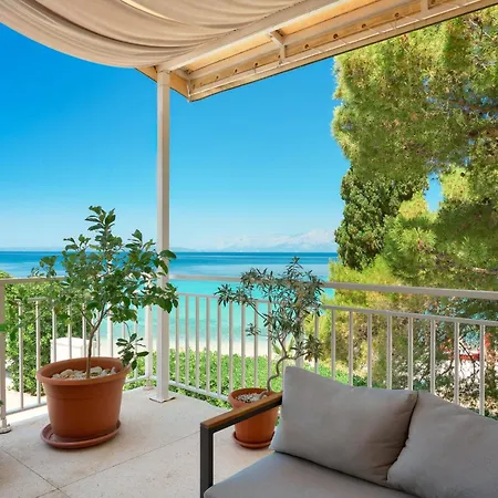 Faraon Отель Трпань