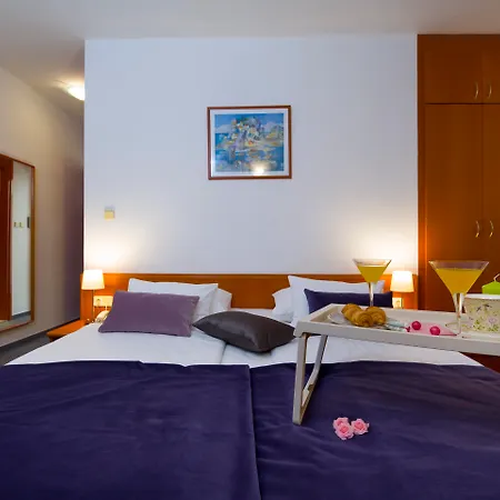 Faraon Hotel 3*