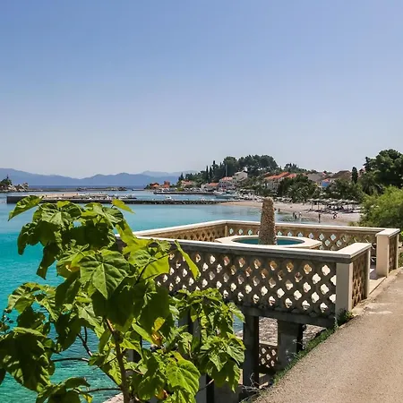 Faraon Ξενοδοχείο 3*