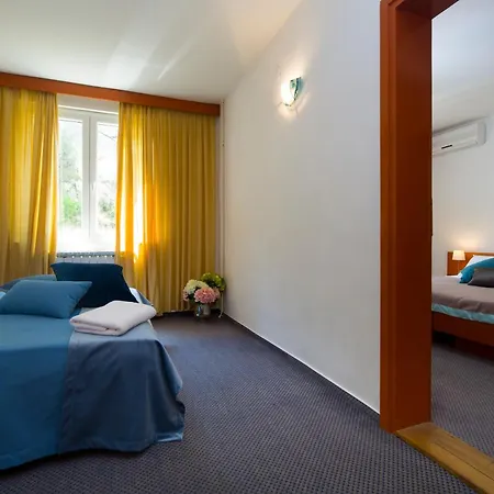 Faraon 3* Trpanj