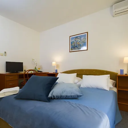 Hotel Faraon Trpanj